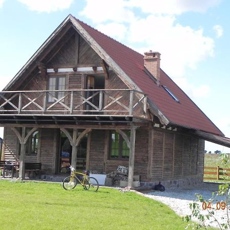 Dom Nad Jeziorem Lakorz Zewnętrze zdjęcie